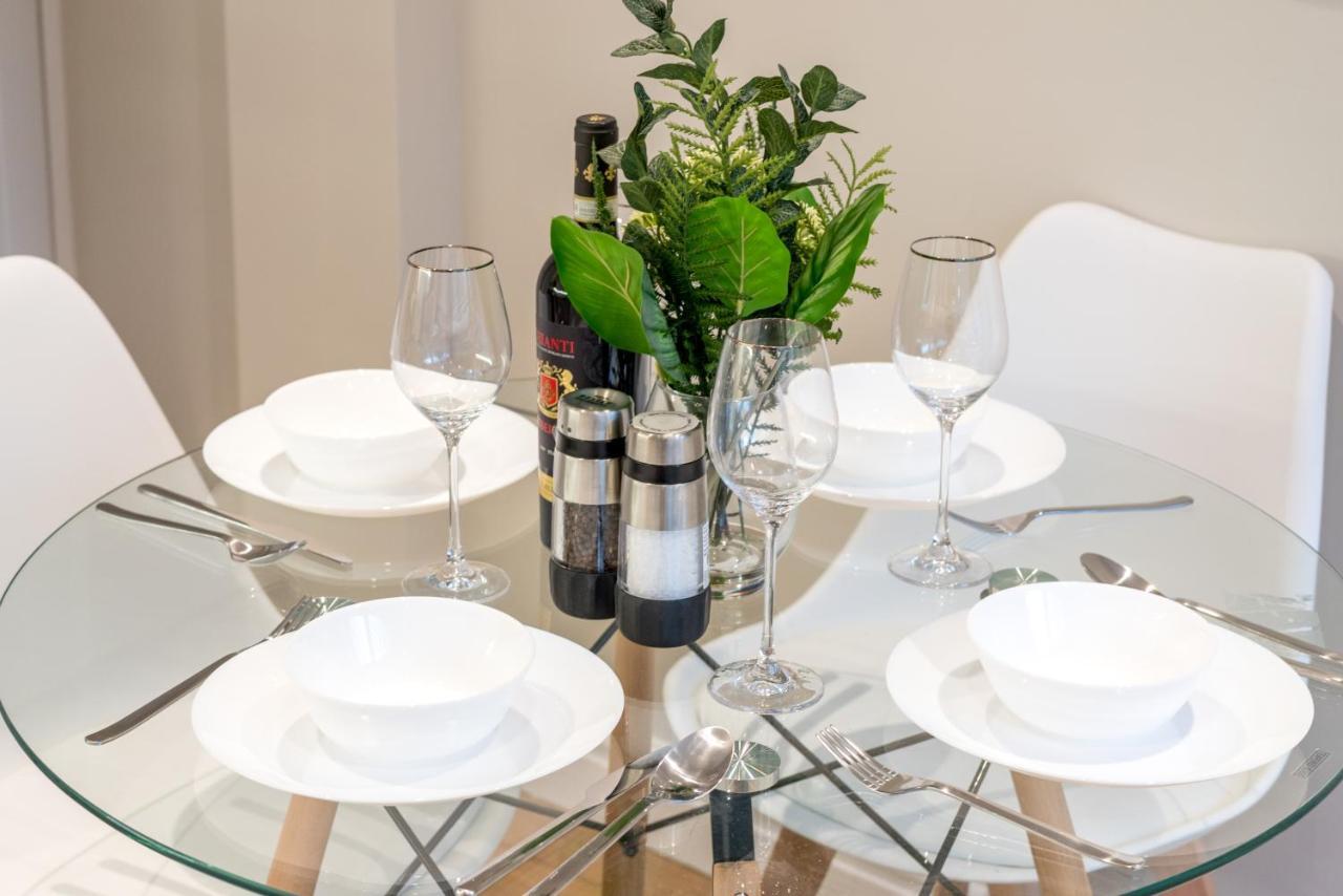 Westfield Apartment 2 Bedroom Near Notting Hill London Eksteriør billede