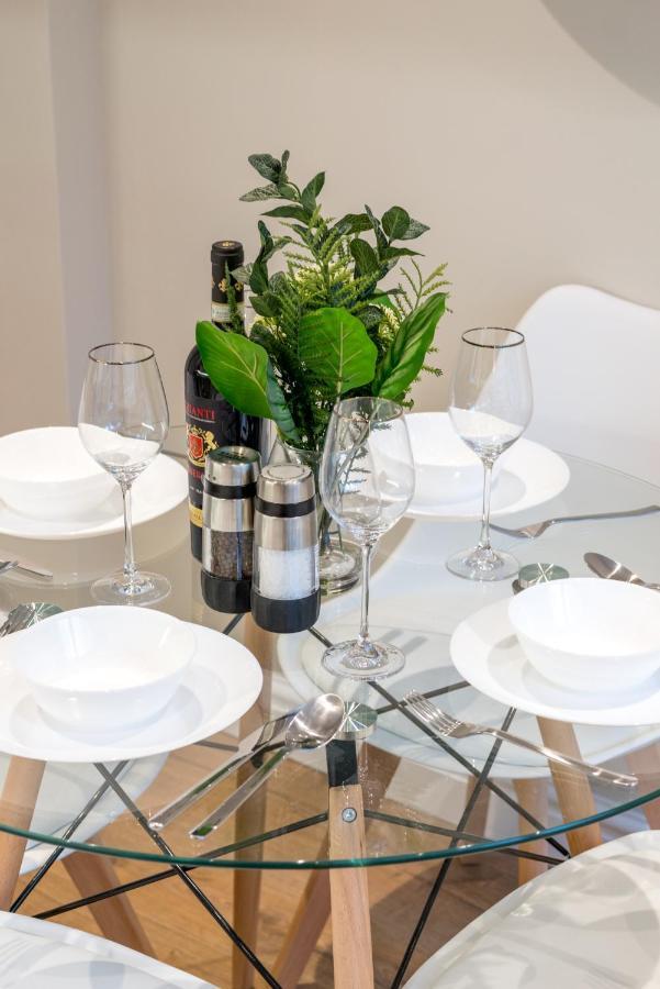 Westfield Apartment 2 Bedroom Near Notting Hill London Eksteriør billede
