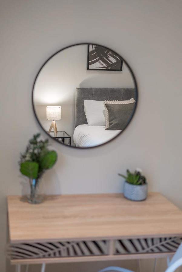 Westfield Apartment 2 Bedroom Near Notting Hill London Eksteriør billede